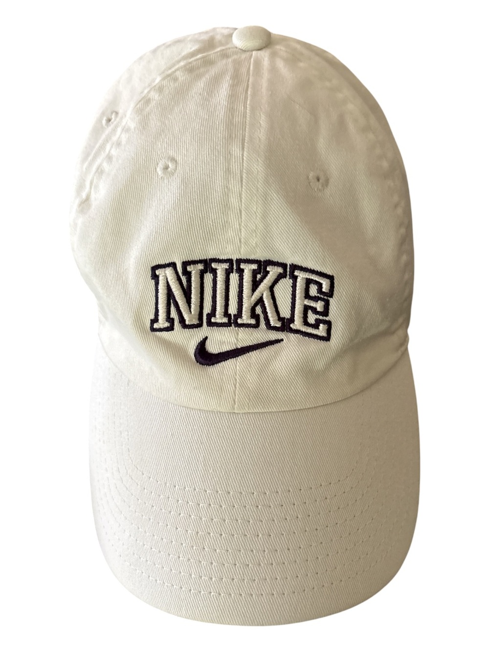 NIKE WOMENS BASEBALL CAP WHITE WITH NAVY LETTERS AND LOGO SO COOL JUST BUY IT!
